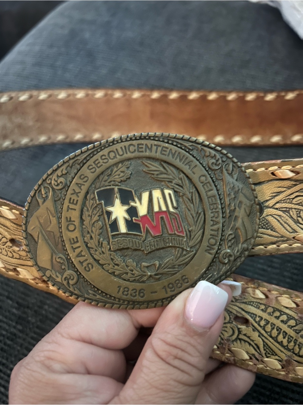 Brown Tooled Leather Men’s Belt with Commemorative Brass Buckle - Picture 2 of 6